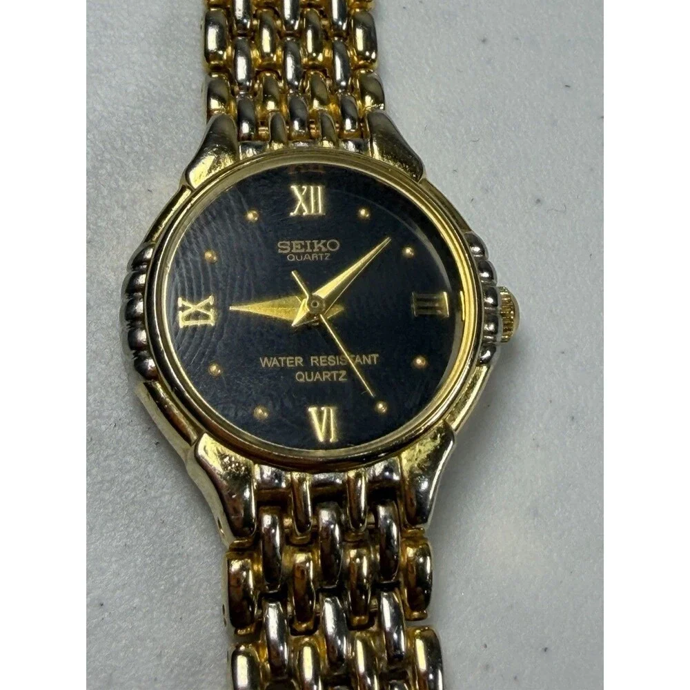 Seiko Quartz Gold Tone Black Dial Watch Made in Japan For Parts Repair